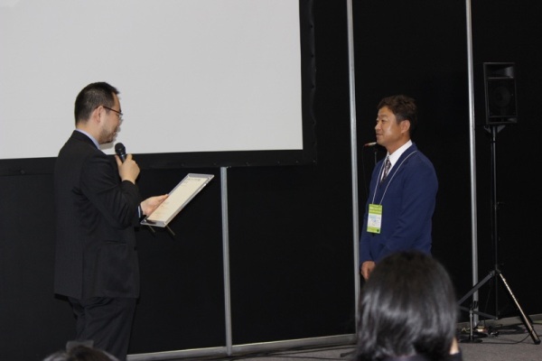 019f1713a89e2b7718749fb32c1dc2933eca6cd42c