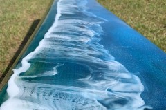 波のテーブル